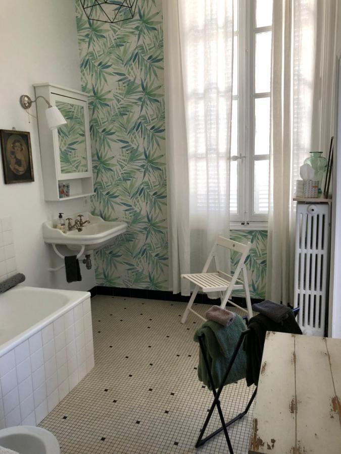 Beautifully Renovated Rooms On Place New York อองกูแลม ภายนอก รูปภาพ