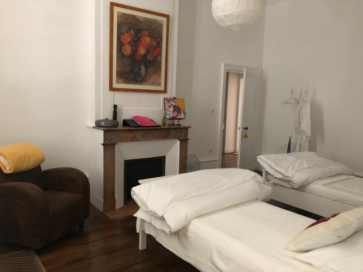 Beautifully Renovated Rooms On Place New York อองกูแลม ภายนอก รูปภาพ
