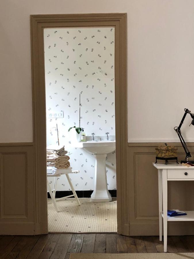 Beautifully Renovated Rooms On Place New York อองกูแลม ภายนอก รูปภาพ