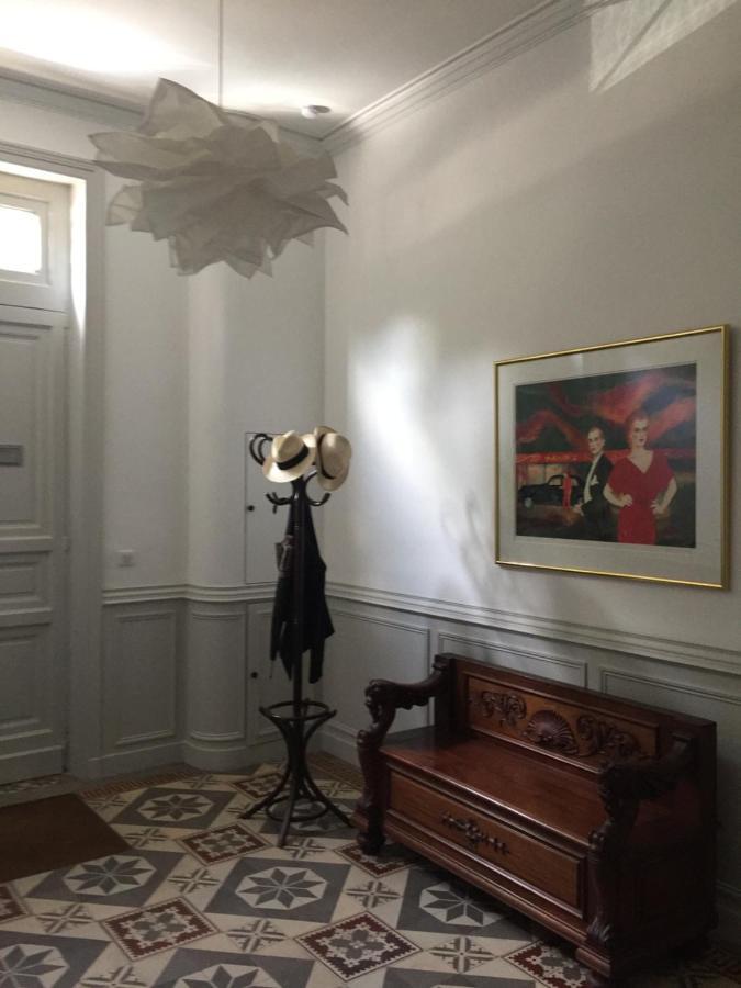 Beautifully Renovated Rooms On Place New York อองกูแลม ภายนอก รูปภาพ